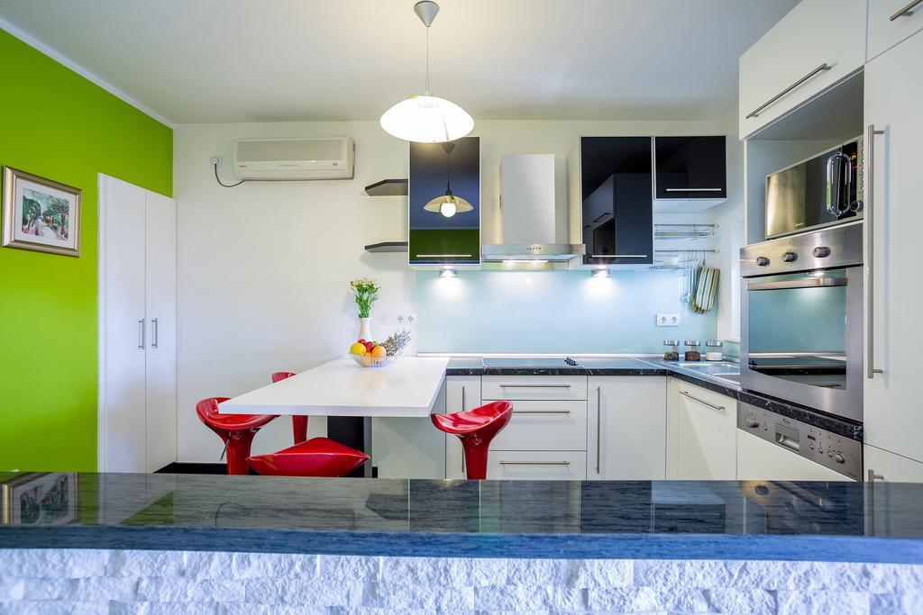 Apartments Biserka Bol Kamer foto